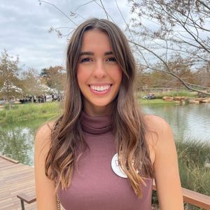 Meet your Posher, Brooke